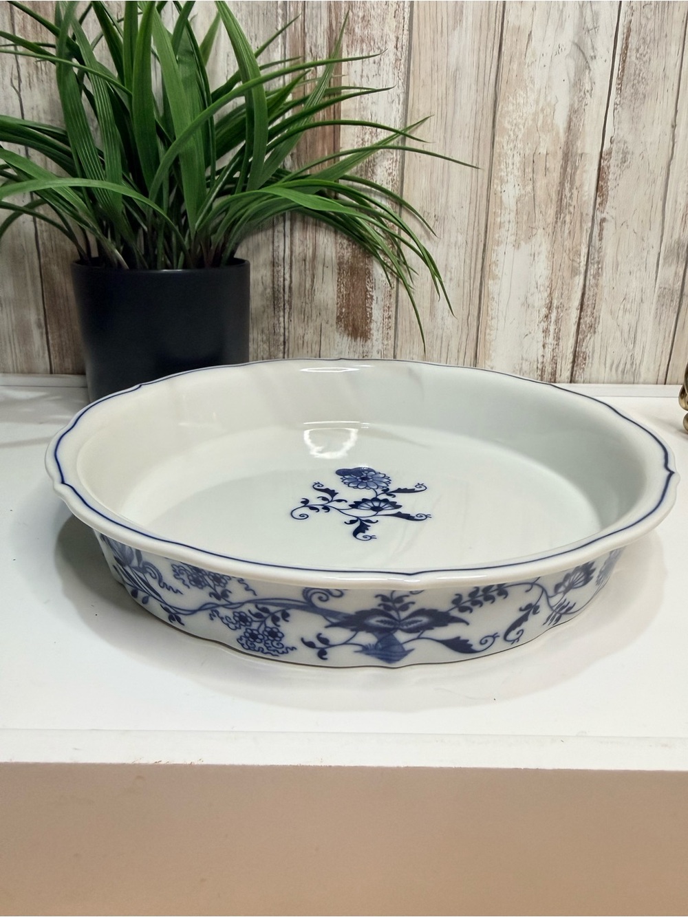 Blue Danube Pie Serving Plate